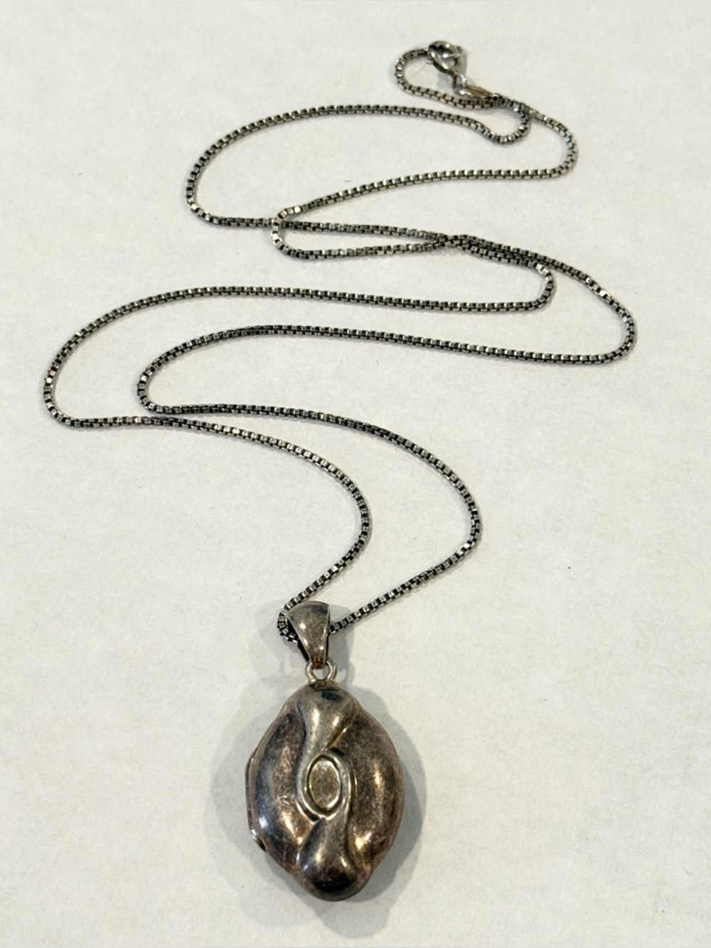 Vintage Sterling Silver Locket & 24” Box Chain Puffy Pendant 11 Grams